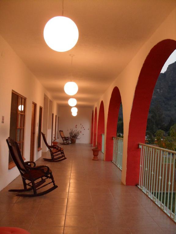Hotel Atuaraa Tepoztlán Zewnętrze zdjęcie